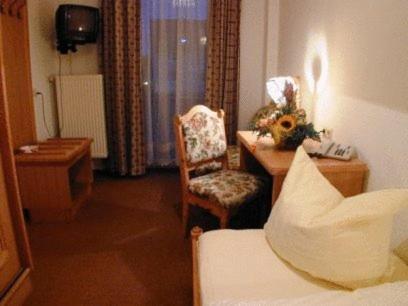 Hotel Restaurant Hassia Frielendorf Zimmer foto